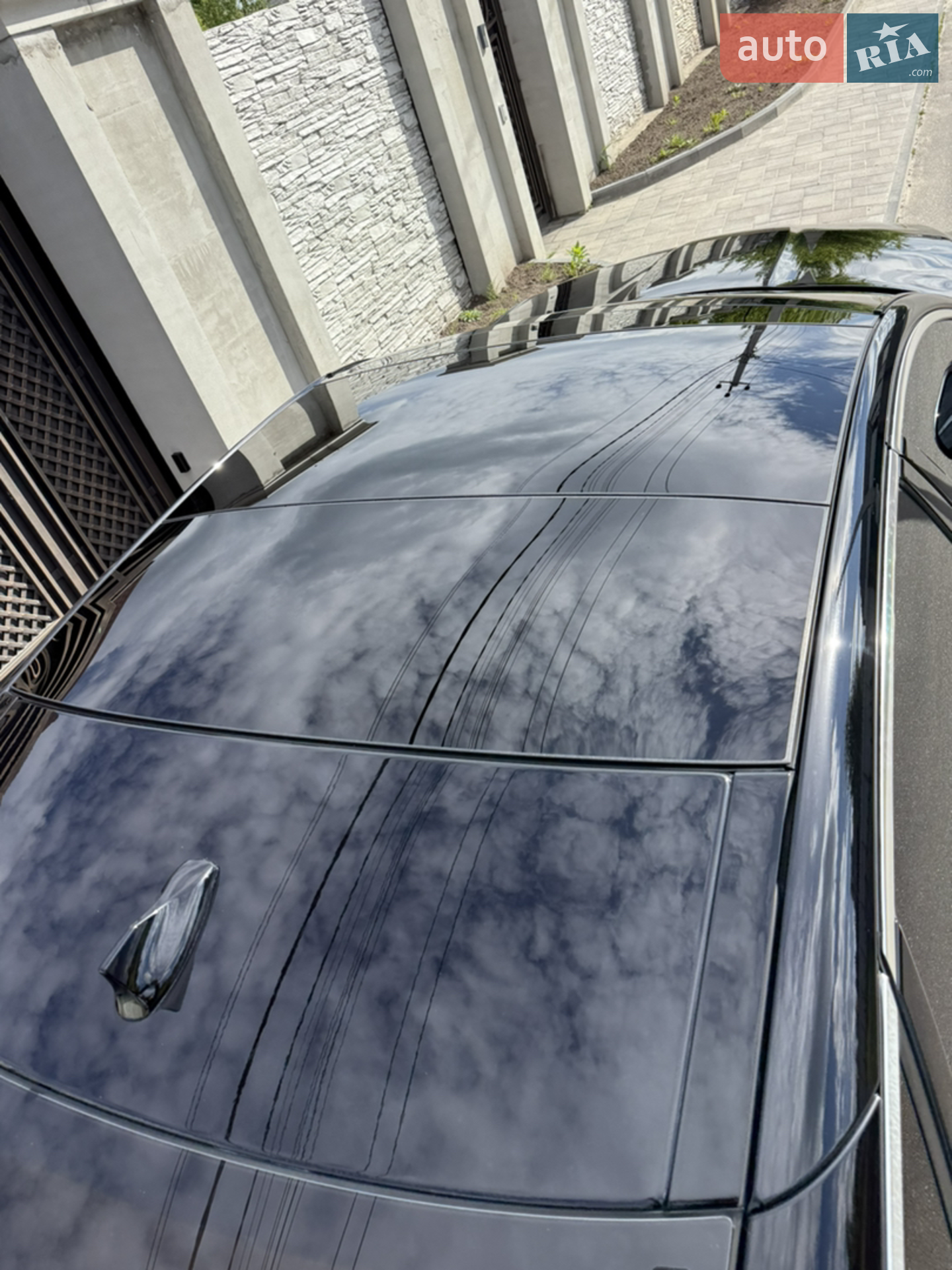 2013 Jaguar XJ - мініатюра 23