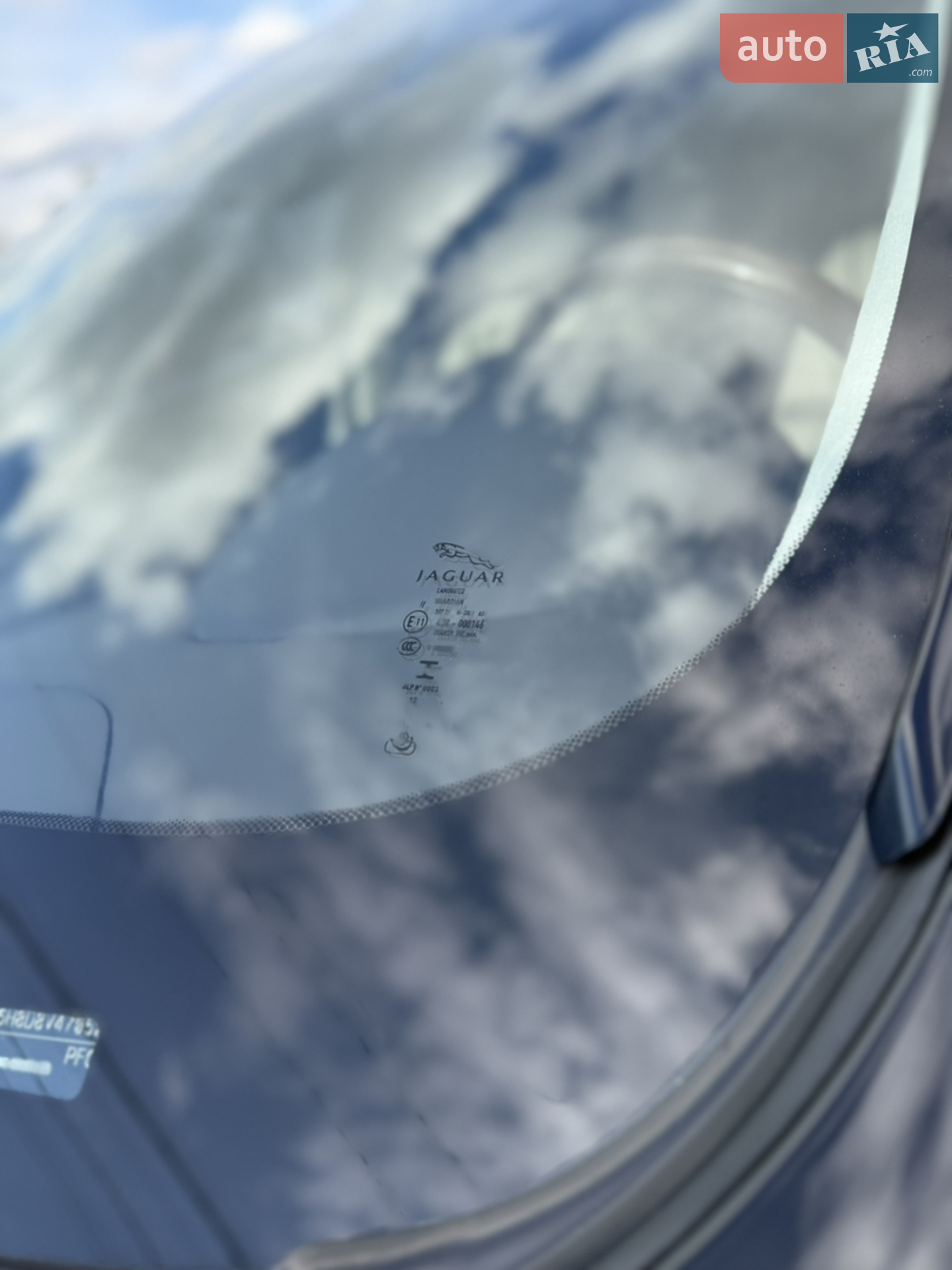 2013 Jaguar XJ - мініатюра 44