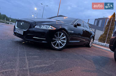 Седан Jaguar XJ 2014 в 