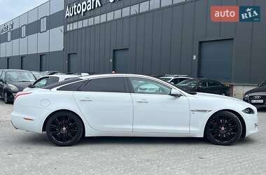 Седан Jaguar XJ 2017 в 
