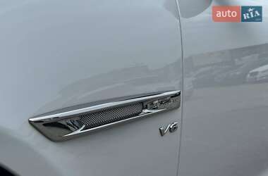 Седан Jaguar XJ 2017 в 