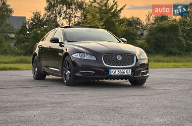 Седан Jaguar XJ 2011 в Львове