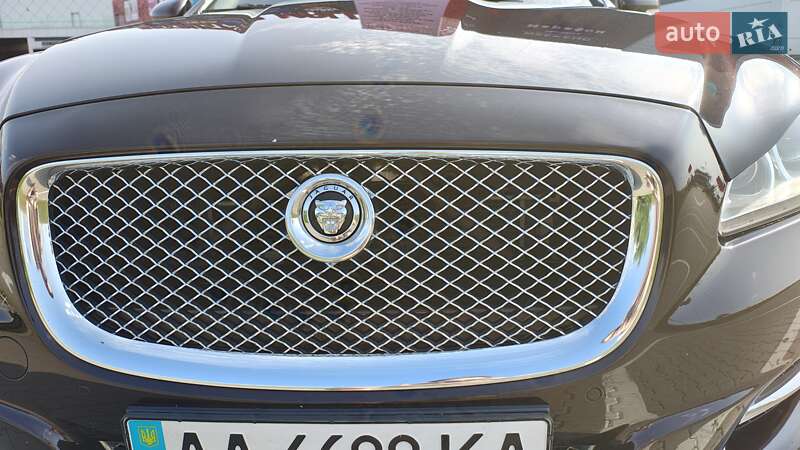 Седан Jaguar XJ 2013 в Киеве фото 30 Седан Jaguar XJ 2013 в Киеве