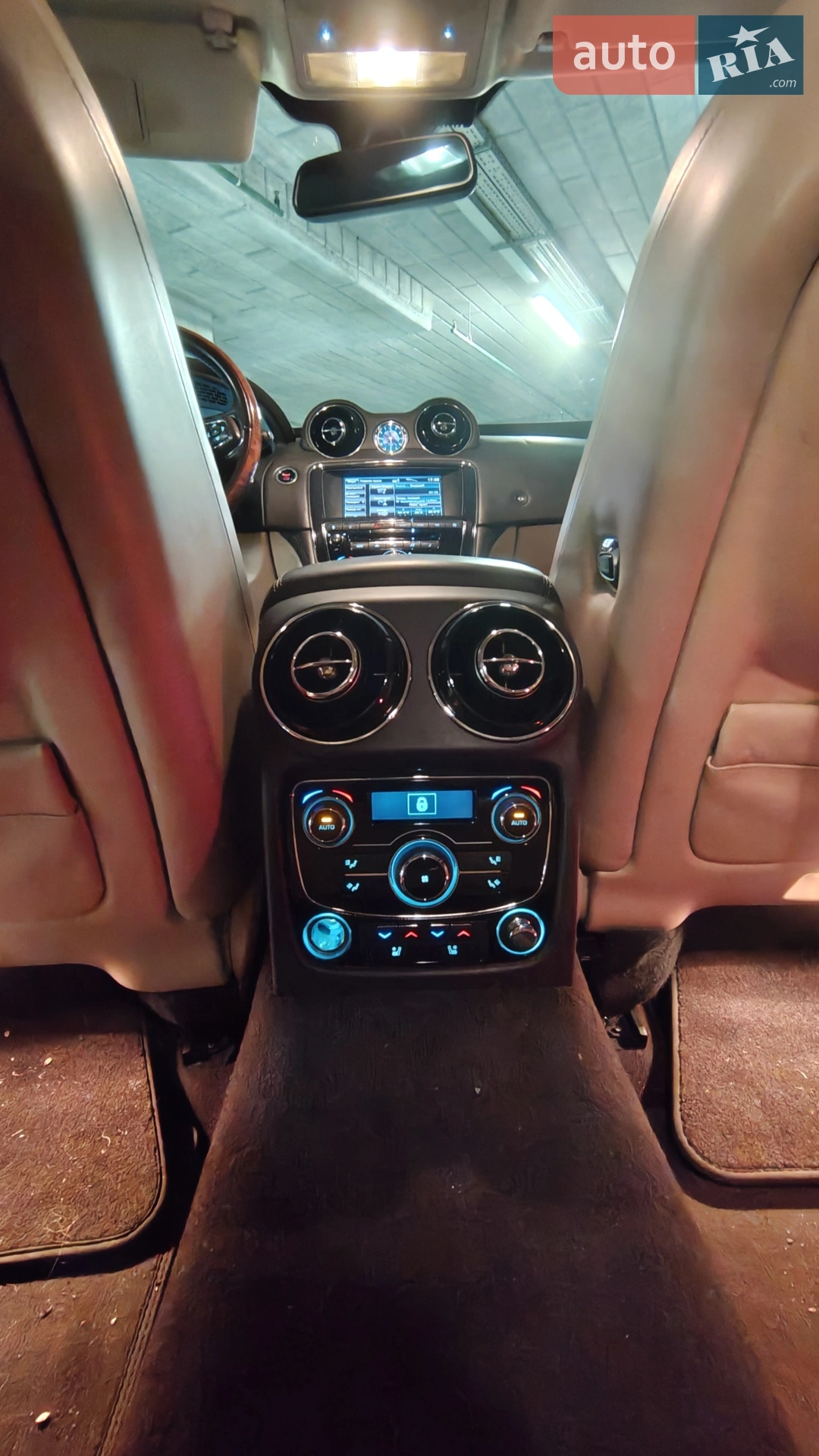 2013 Jaguar XJ - мініатюра 54