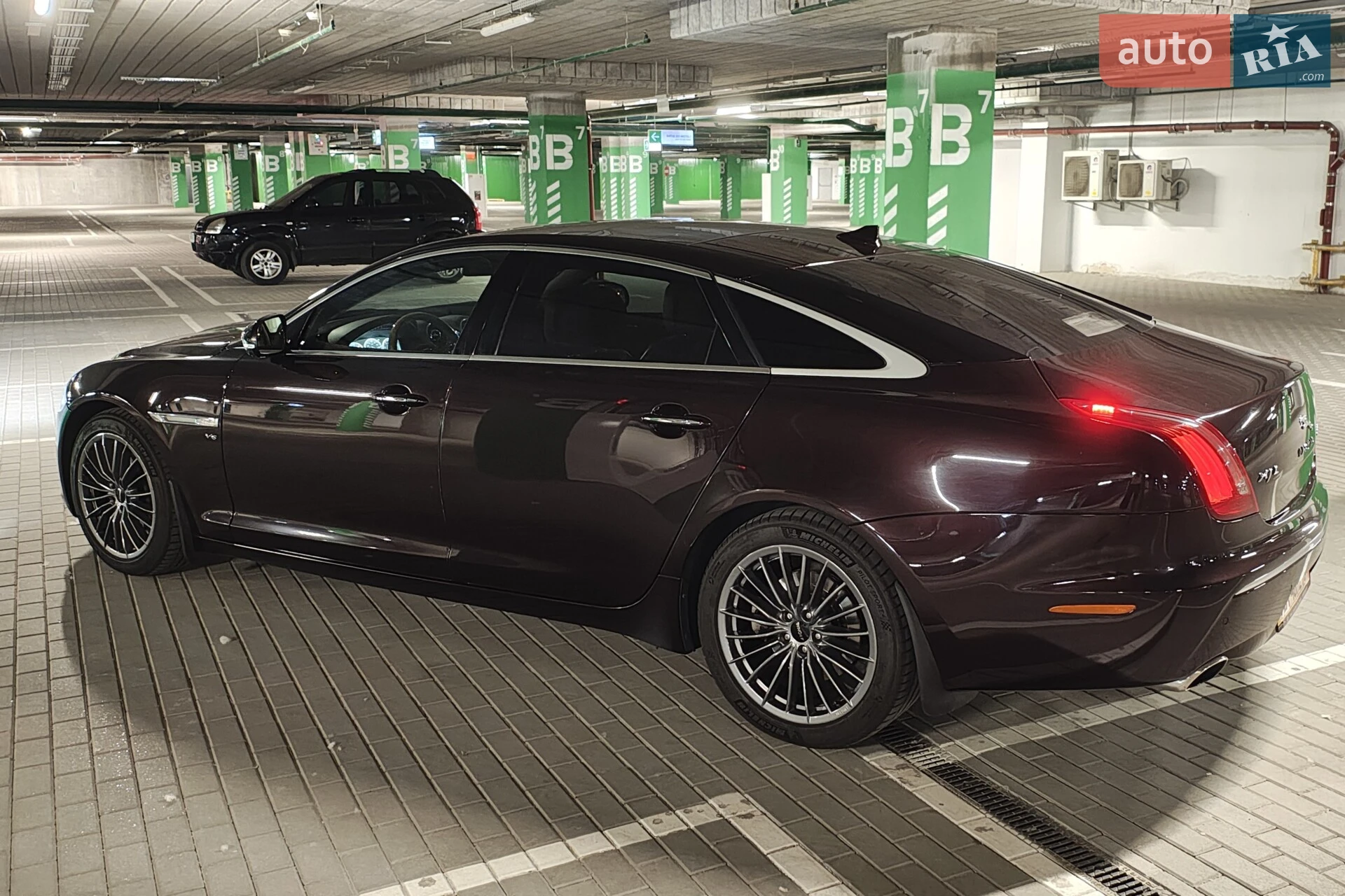 2013 Jaguar XJ - мініатюра 7