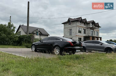 Седан Jaguar XJ 2014 в Борисполі