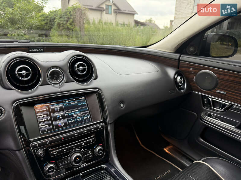 Седан Jaguar XJ 2014 в Борисполе