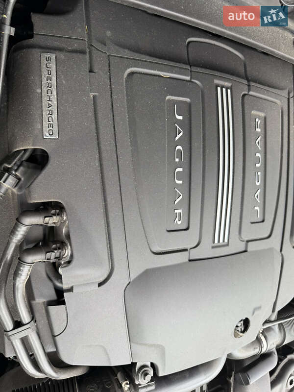Седан Jaguar XJ 2014 в Борисполе