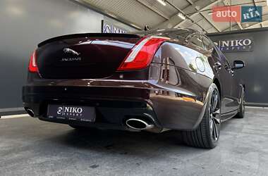 Седан Jaguar XJ 2016 в 