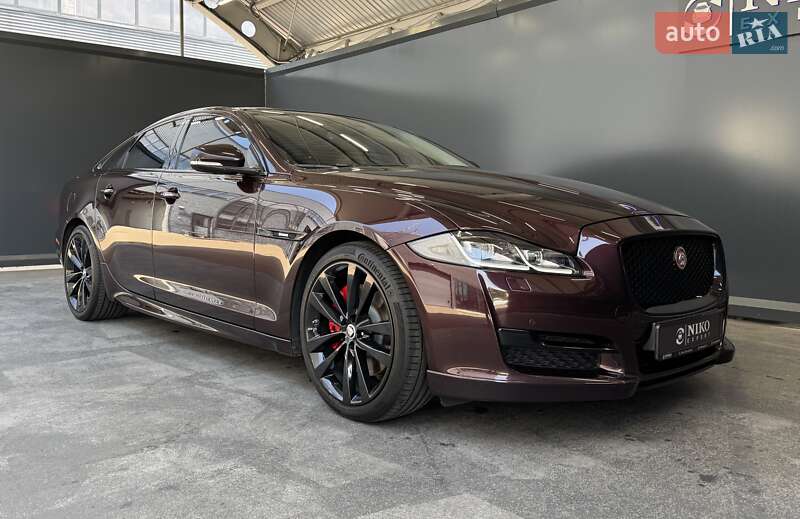 Седан Jaguar XJ 2016 в Киеве