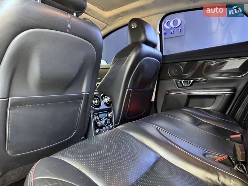 Седан Jaguar XJ 2016 в Киеве