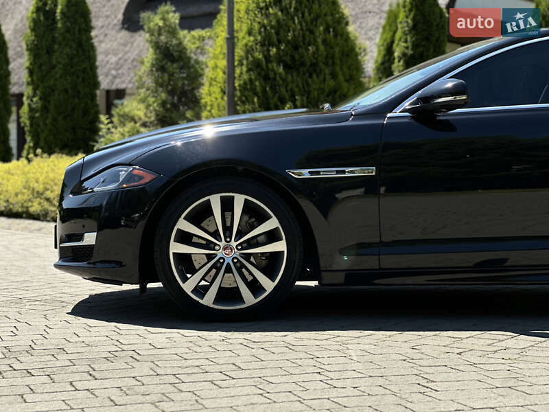 Седан Jaguar XJ 2017 в Івано-Франківську