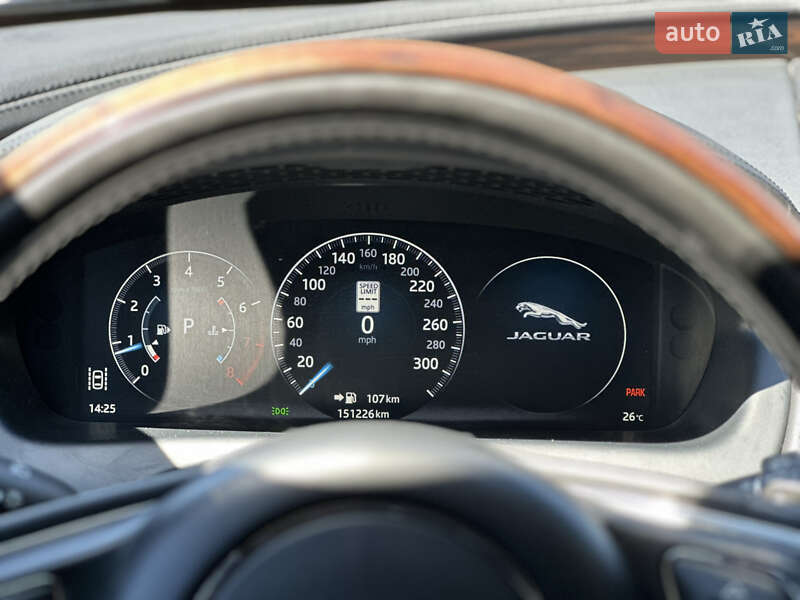 Седан Jaguar XJ 2017 в Івано-Франківську