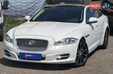Седан Jaguar XJ 2011 в Києві