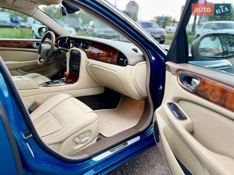 Седан Jaguar XJ 2007 в Киеве