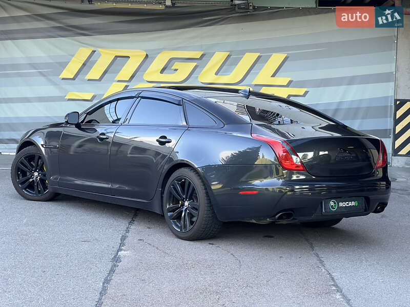 Седан Jaguar XJ 2013 в Києві