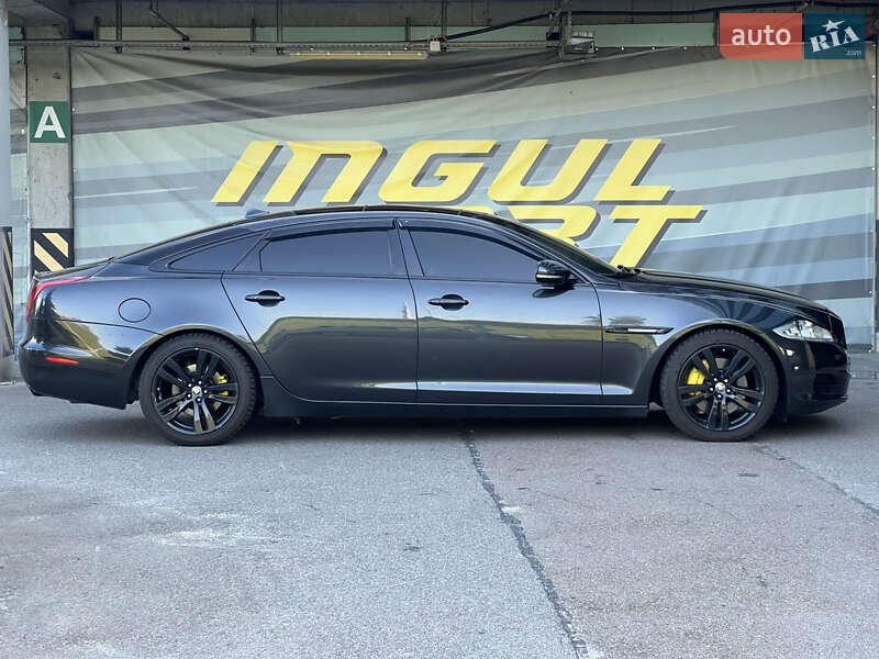 Седан Jaguar XJ 2013 в Києві