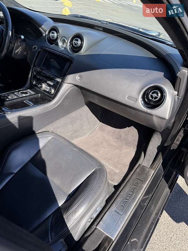 Седан Jaguar XJ 2015 в Киеве фото 21 Седан Jaguar XJ 2015 в Киеве