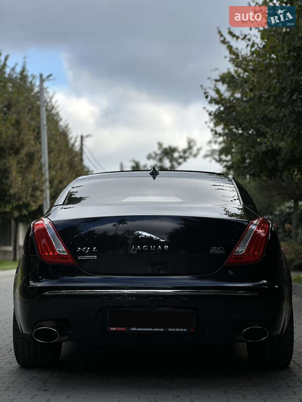 Седан Jaguar XJ 2013 в Києві