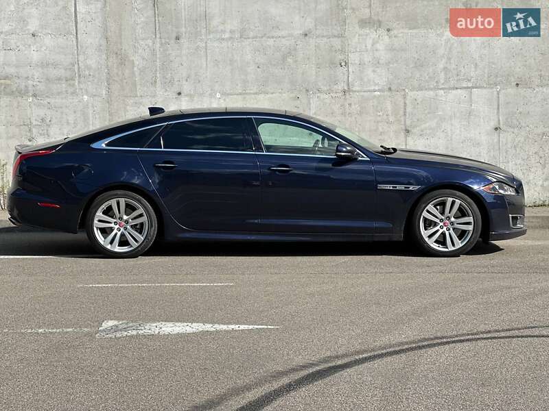 Седан Jaguar XJ 2018 в Киеве