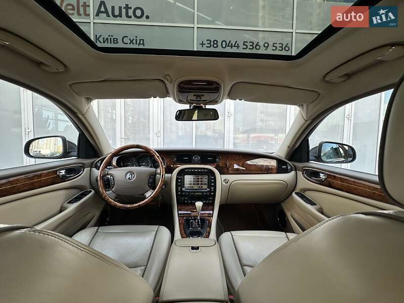 Седан Jaguar XJ 2008 в Киеве