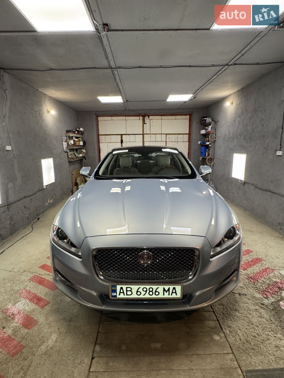 2014 Jaguar XJ - мініатюра 21