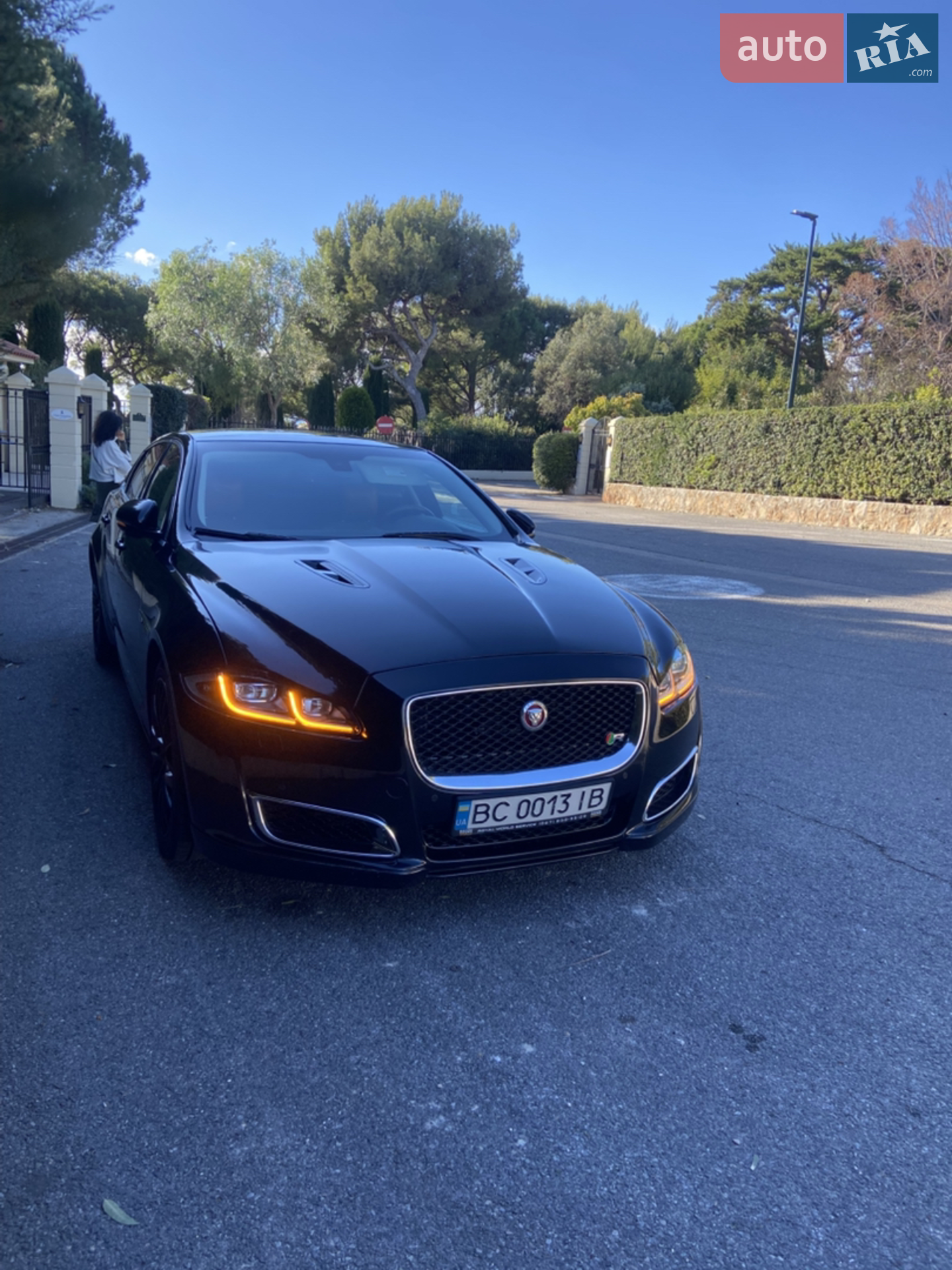 2016 Jaguar XJ - мініатюра 47