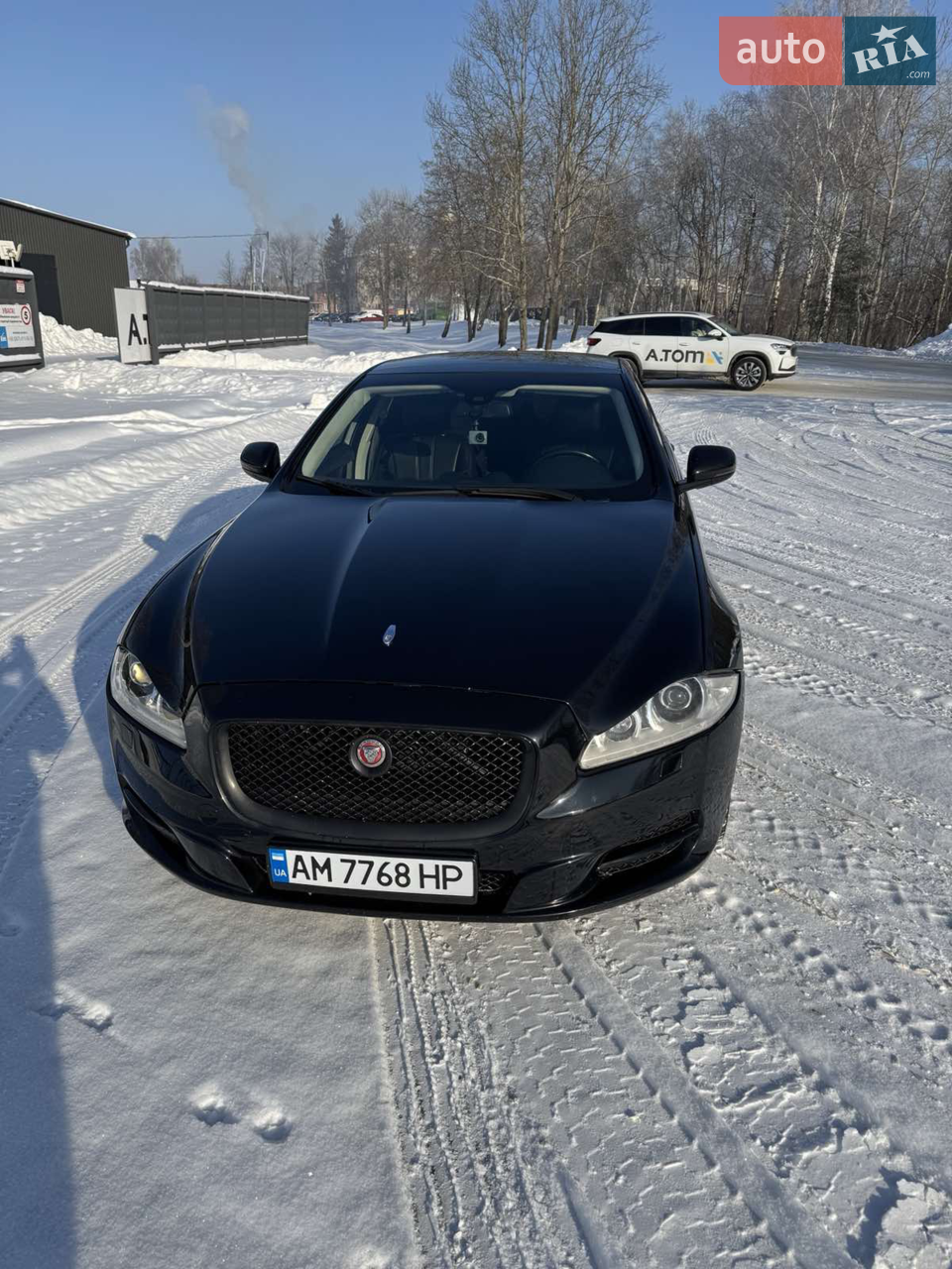 2013 Jaguar XJ - мініатюра 24