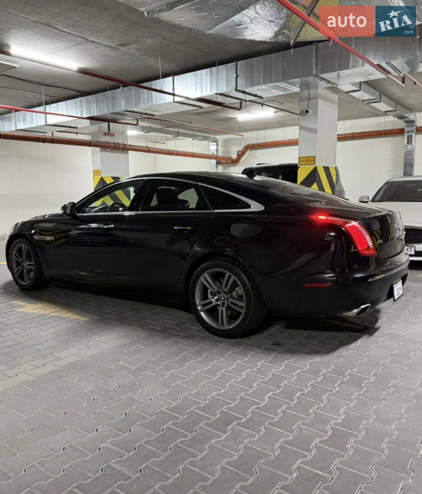 2012 Jaguar XJ - мініатюра 5