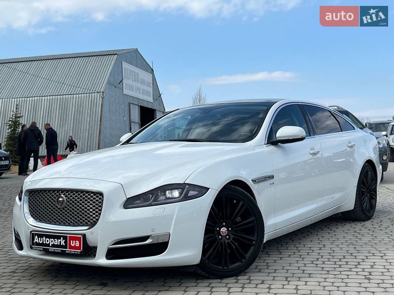 Седан Jaguar XJ 2017 в Львове