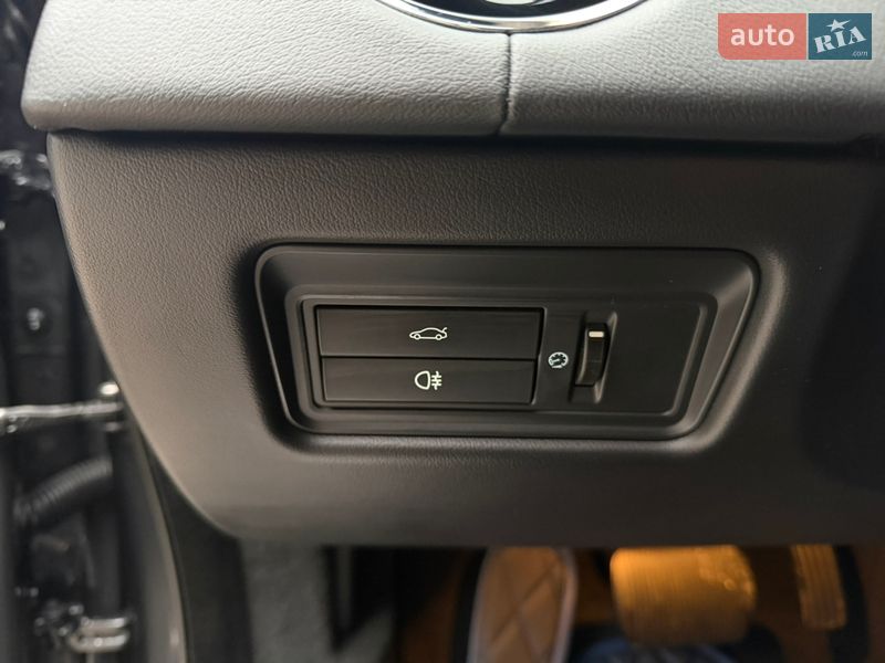 Седан Jaguar XJ 2016 в Житомире