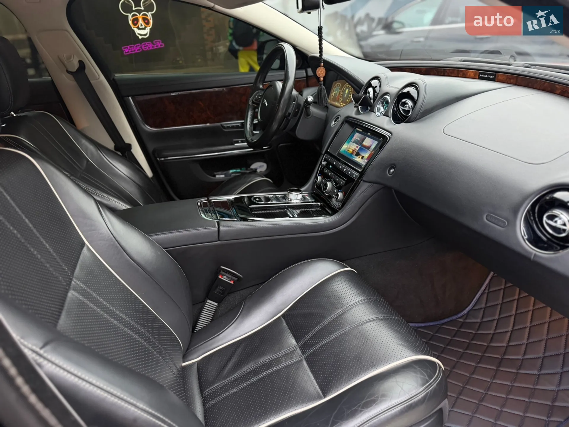 2016 Jaguar XJ - мініатюра 64