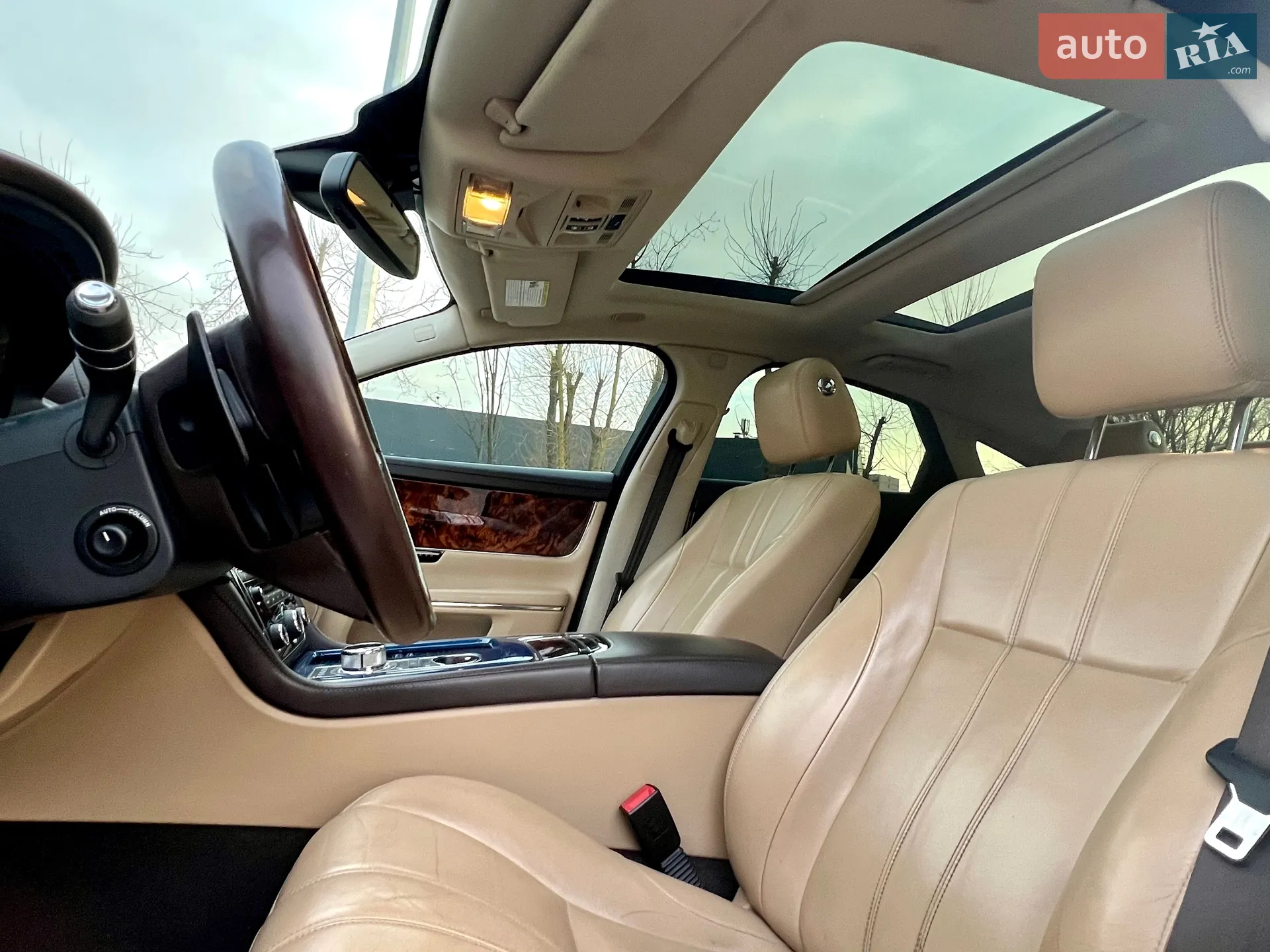 2012 Jaguar XJ - мініатюра 17