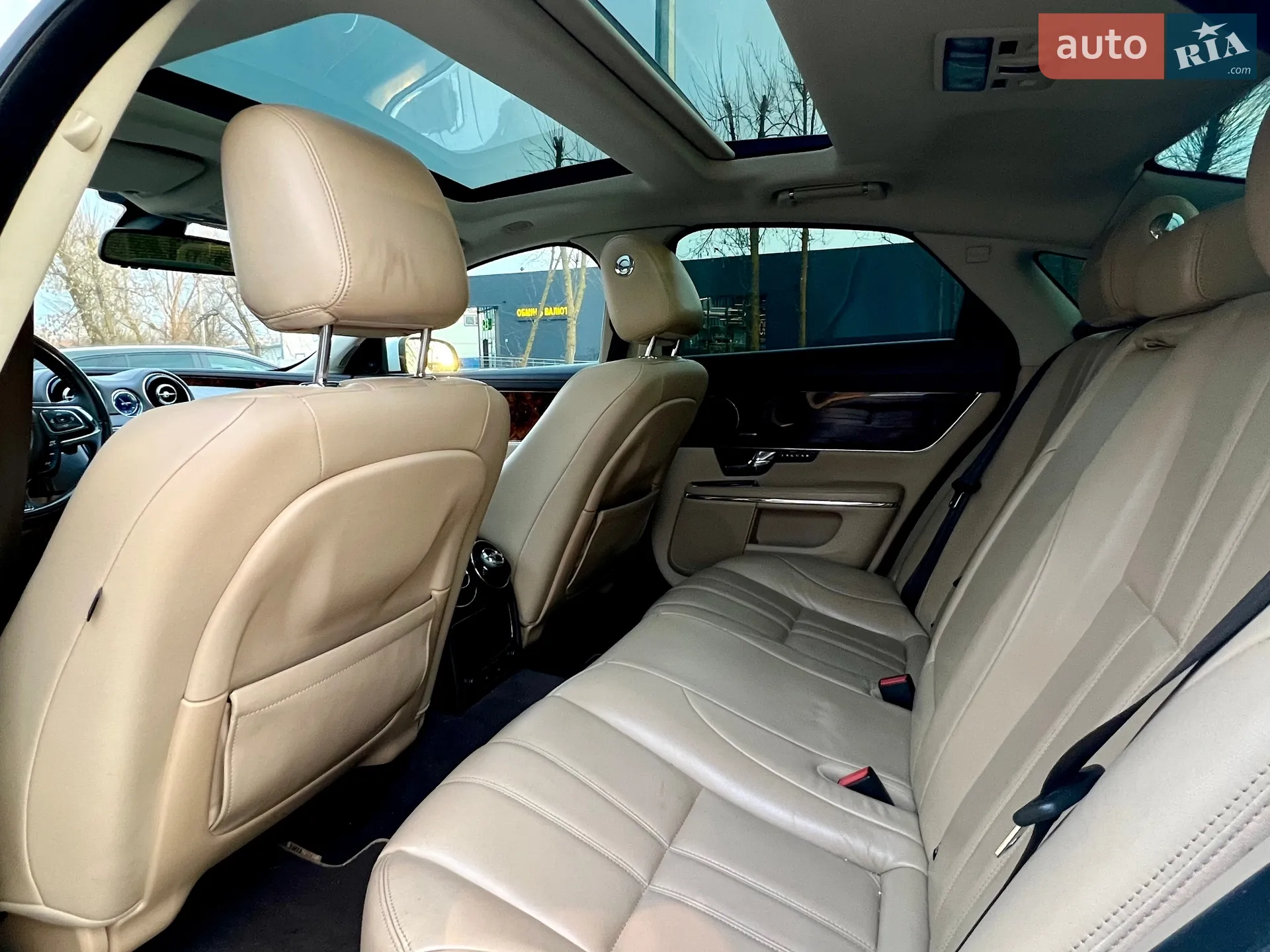 2012 Jaguar XJ - мініатюра 25