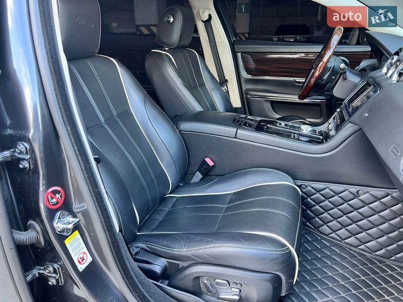 Седан Jaguar XJ 2013 в Києві