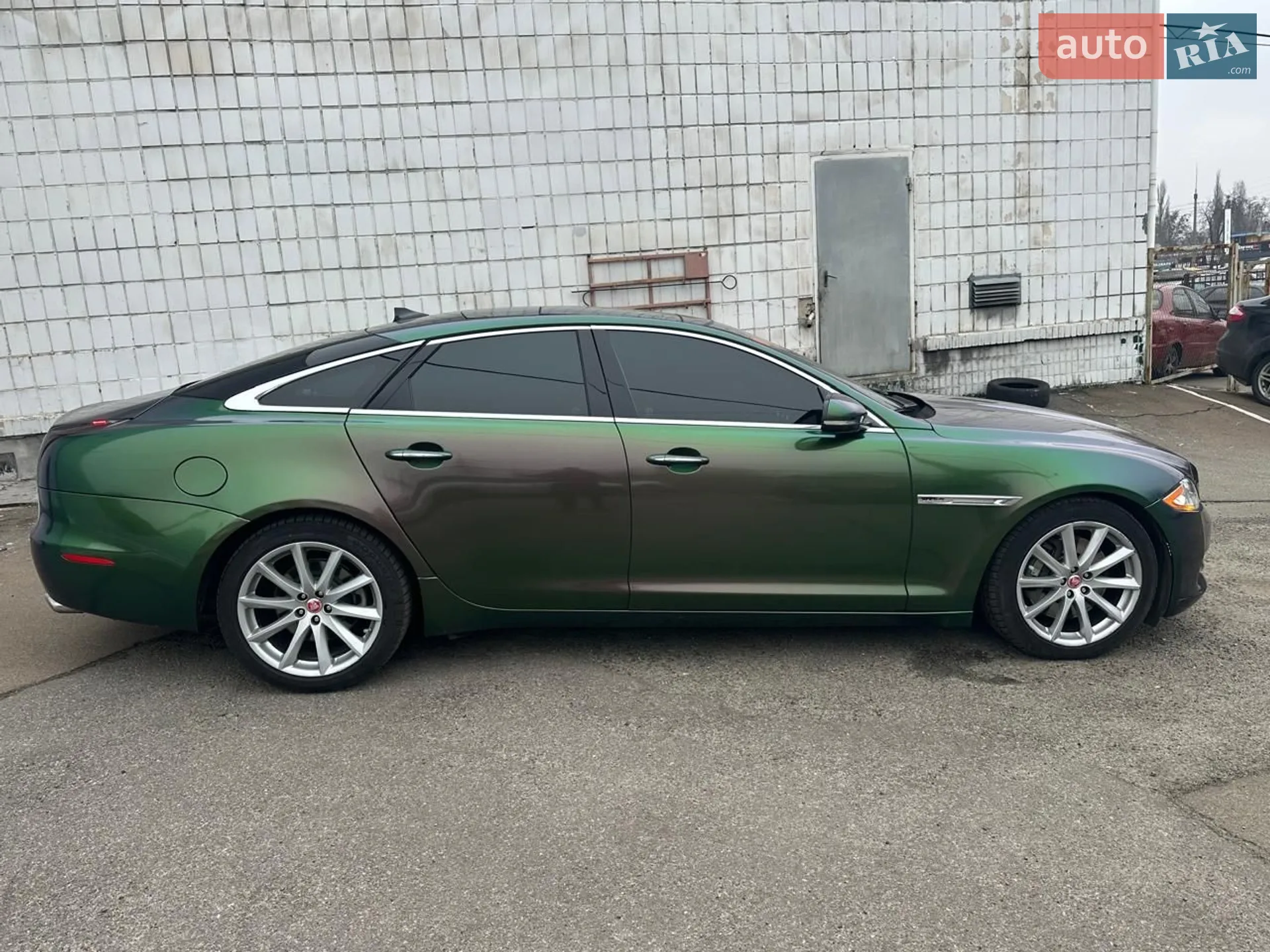 2013 Jaguar XJ - мініатюра 24