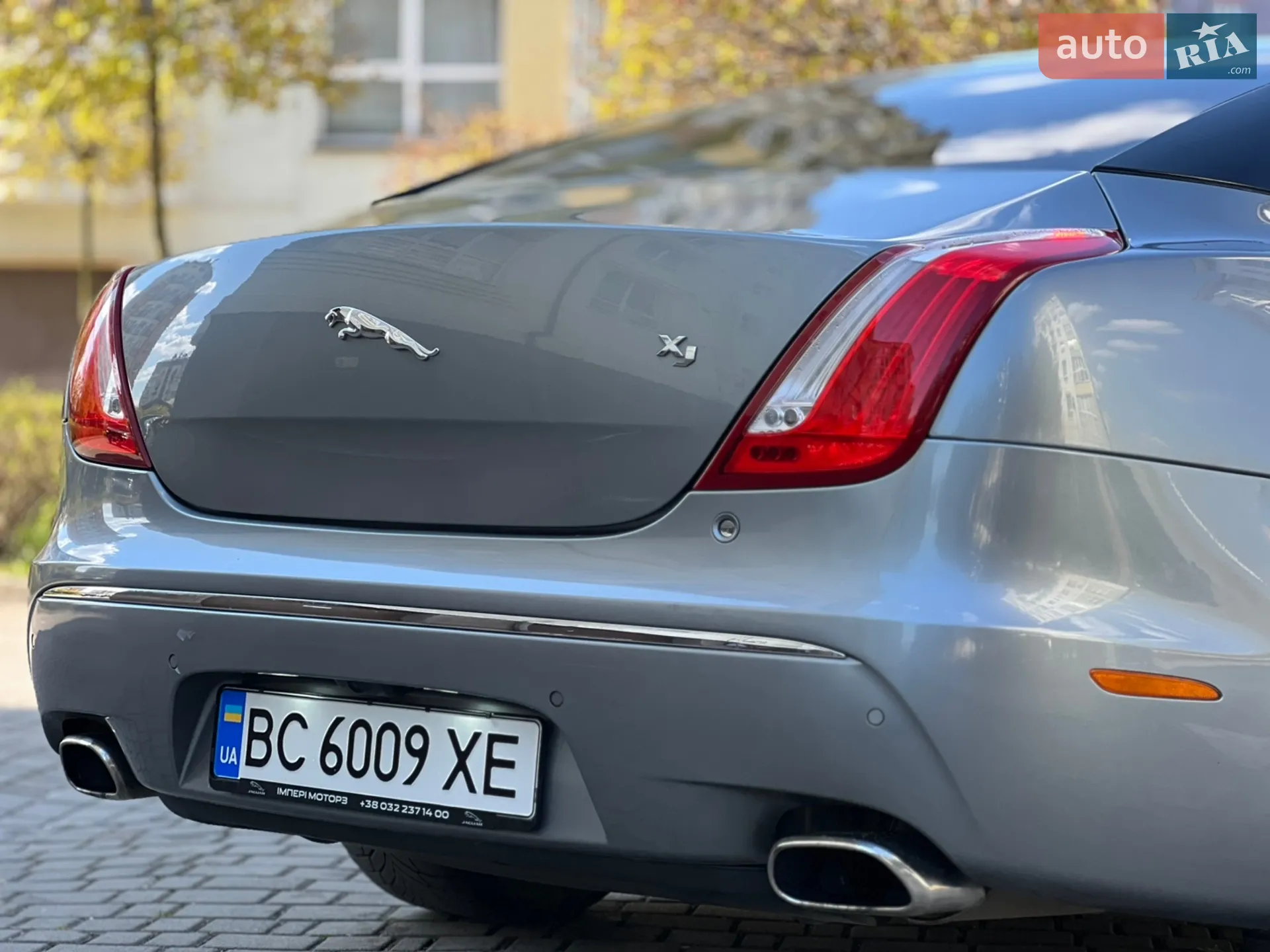 2010 Jaguar XJ - мініатюра 25
