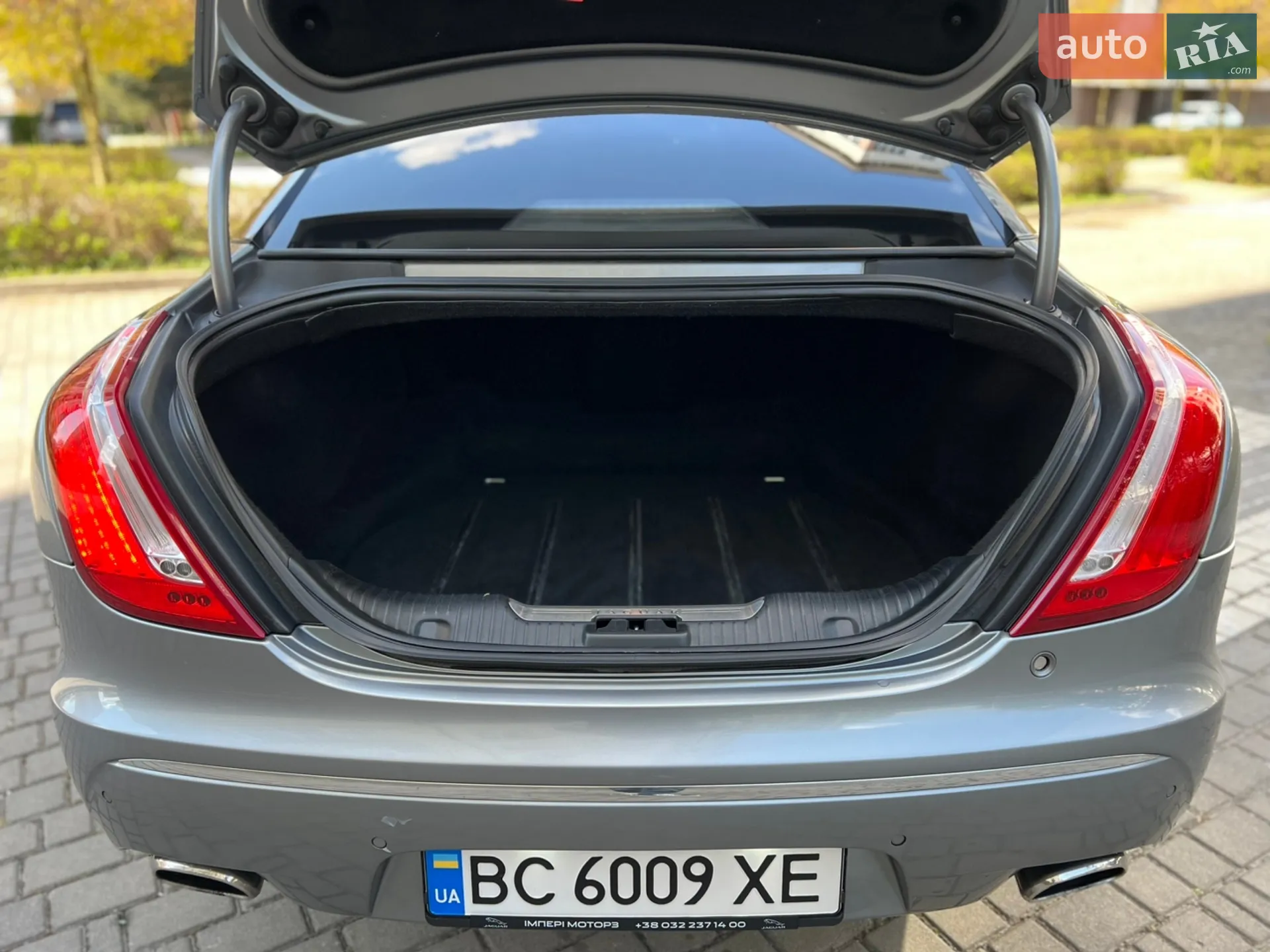 2010 Jaguar XJ - мініатюра 63