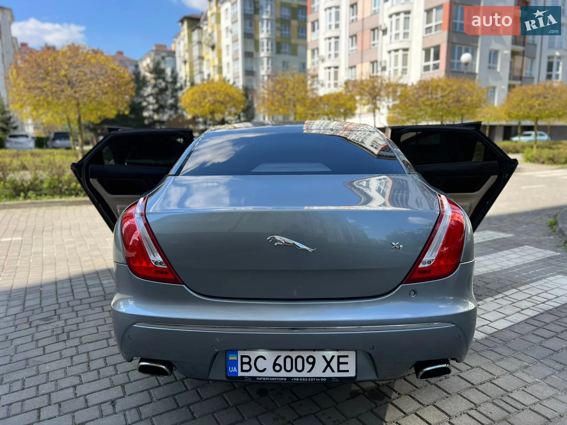 2010 Jaguar XJ - мініатюра 71