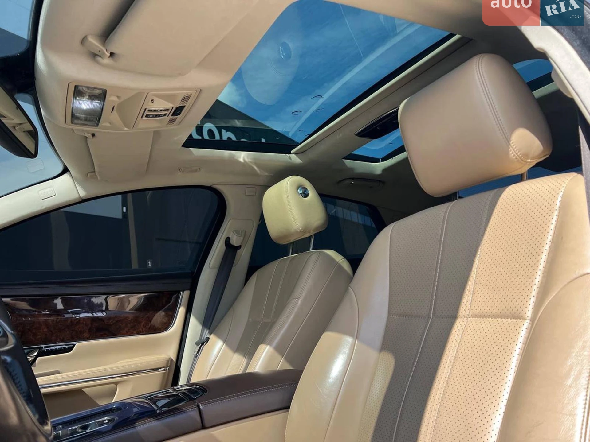 2012 Jaguar XJ - мініатюра 37