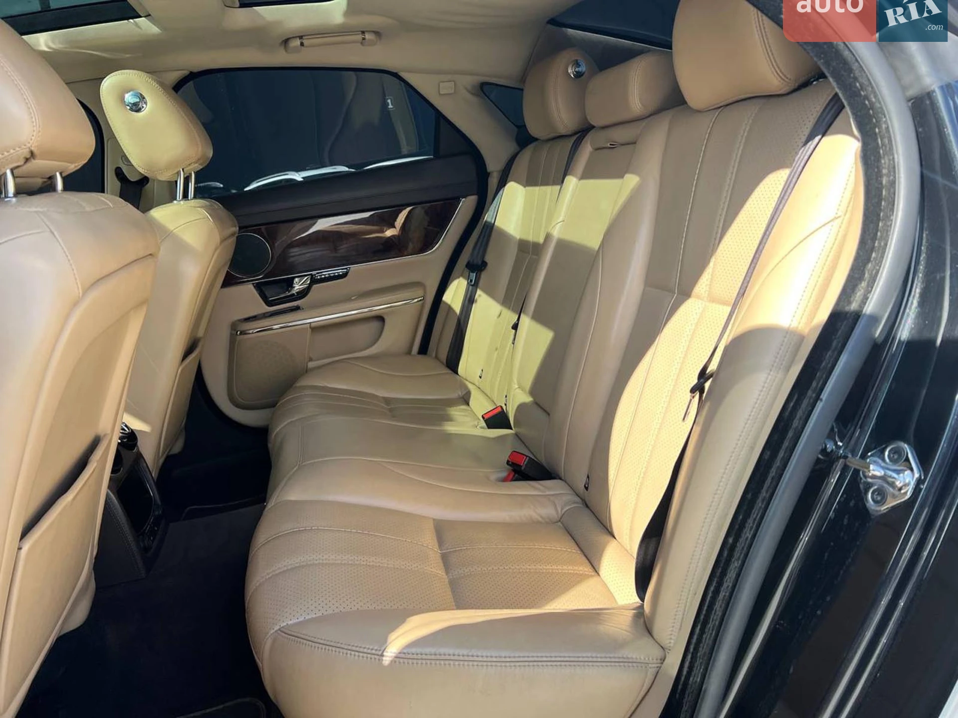 2012 Jaguar XJ - мініатюра 40