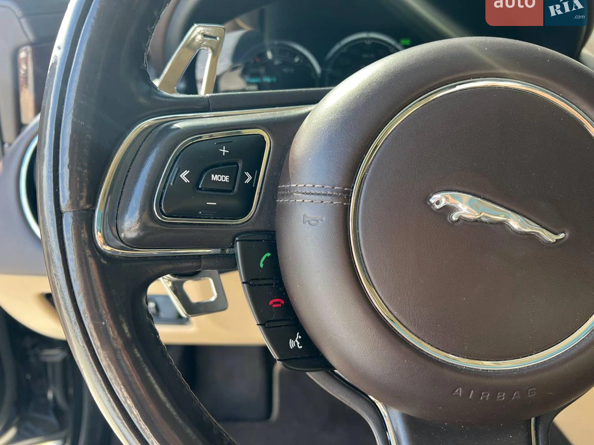 2012 Jaguar XJ - мініатюра 26