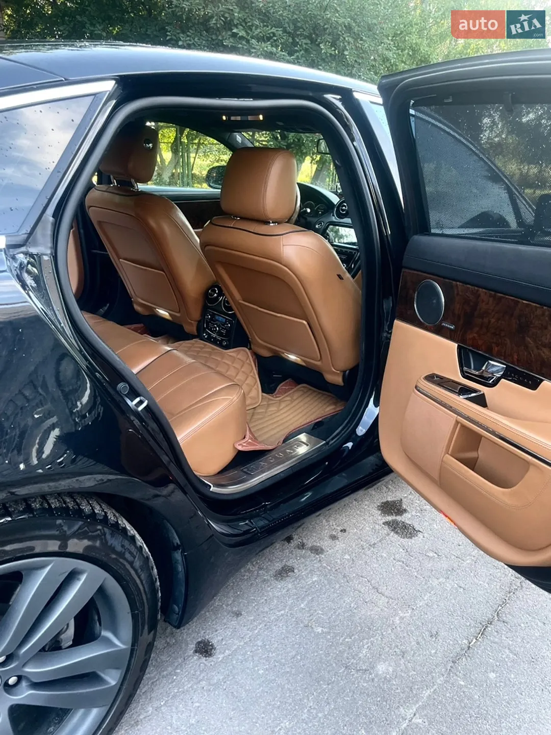 2012 Jaguar XJ - мініатюра 29