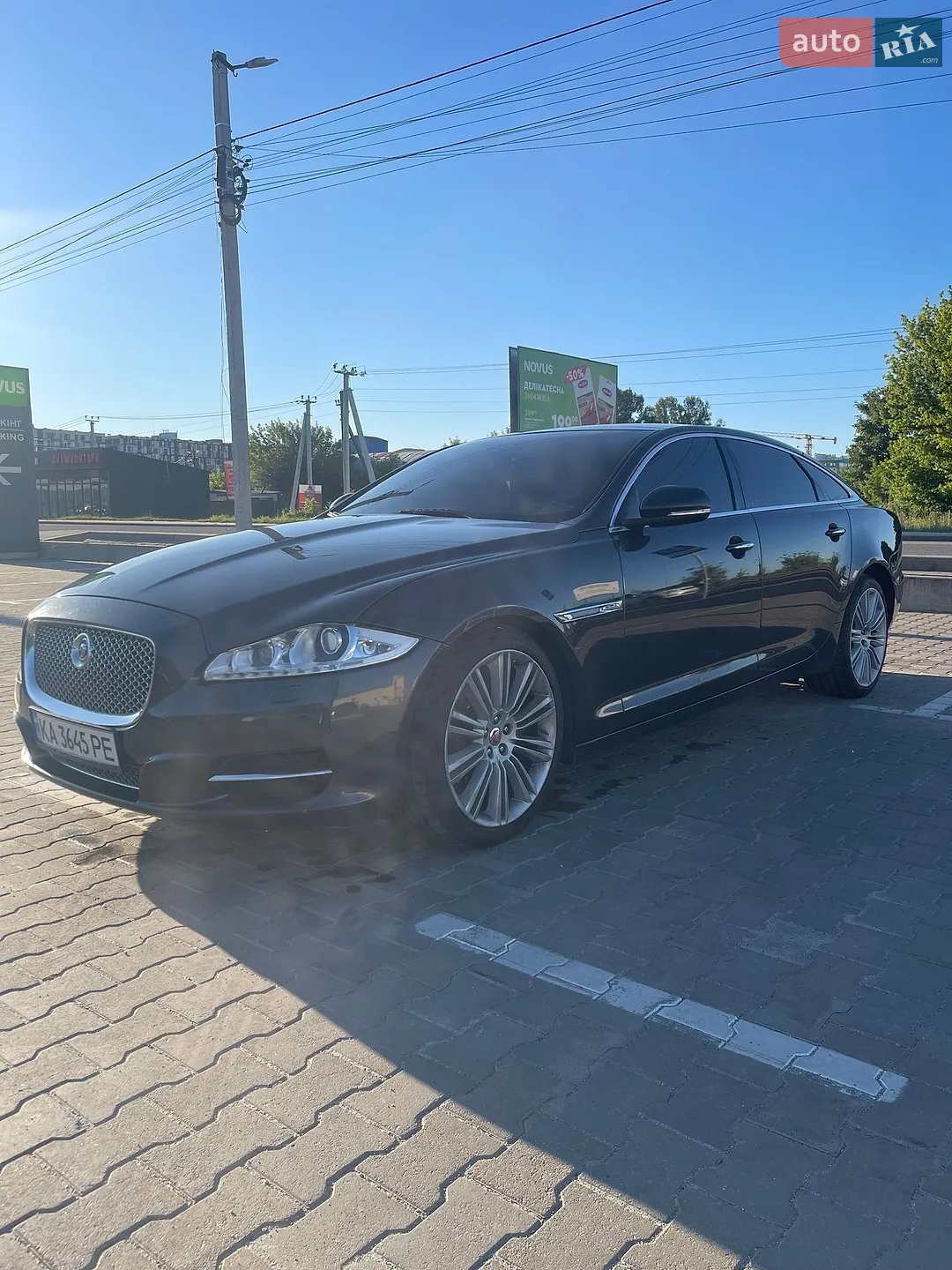 2013 Jaguar XJ - мініатюра 3