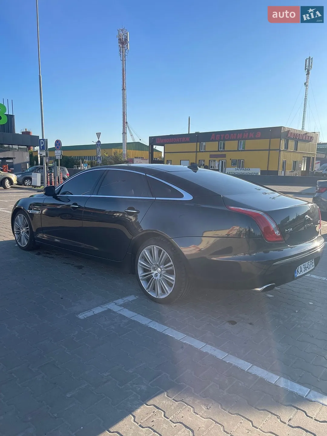 2013 Jaguar XJ - мініатюра 14