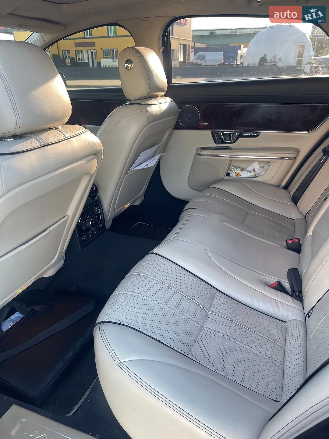 2013 Jaguar XJ - мініатюра 17
