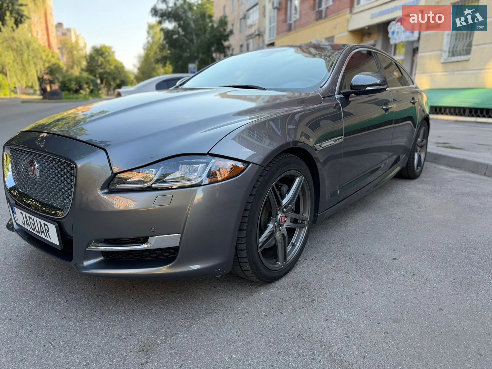 2017 Jaguar XJ - фото 1