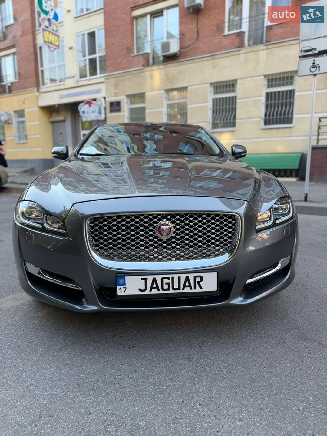 2017 Jaguar XJ - мініатюра 6