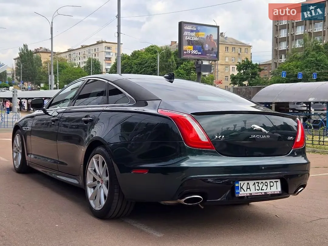 2016 Jaguar XJ - мініатюра 8