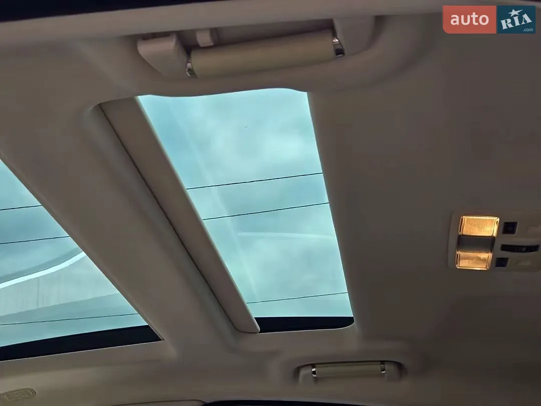 2016 Jaguar XJ - мініатюра 32